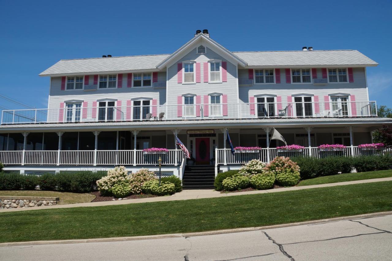 Harbor House Inn Grand Haven Exterior foto